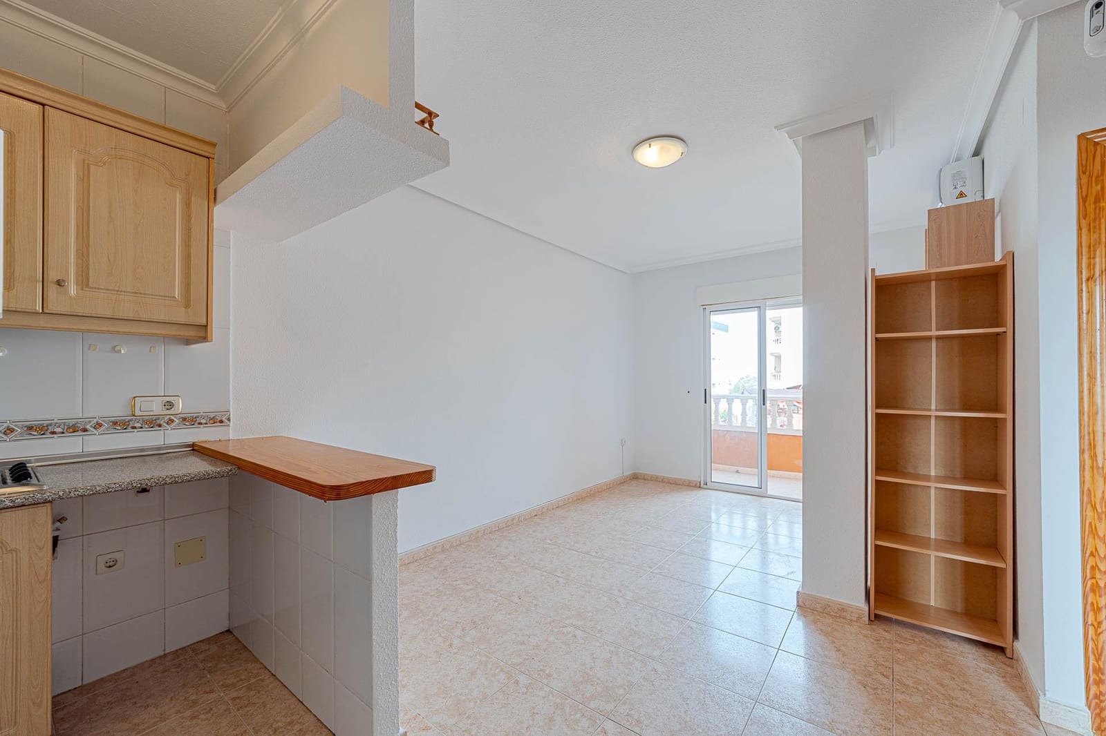 2 soverom Leilighet til salgs i Torrevieja - € 114 999 (Ref: 10129346)