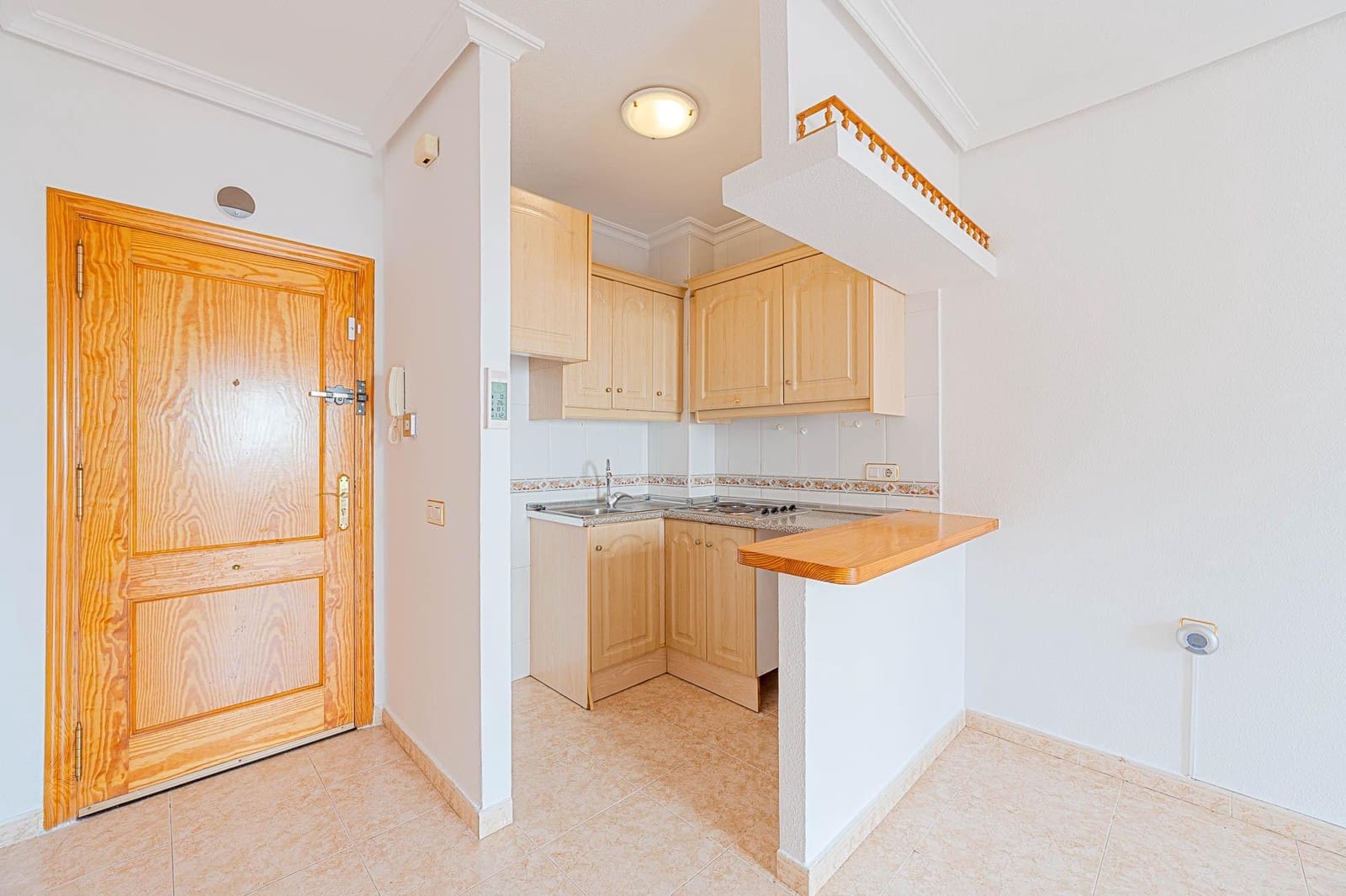 2 soverom Leilighet til salgs i Torrevieja - € 114 999 (Ref: 10129346)
