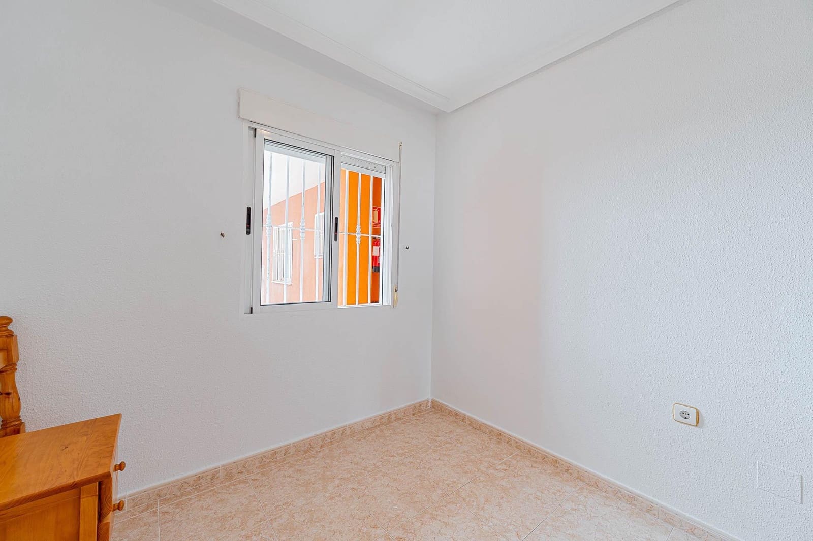 2 soverom Leilighet til salgs i Torrevieja - € 114 999 (Ref: 10129346)