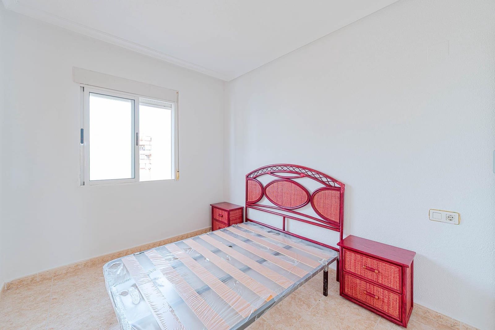 2 soverom Leilighet til salgs i Torrevieja - € 114 999 (Ref: 10129346)