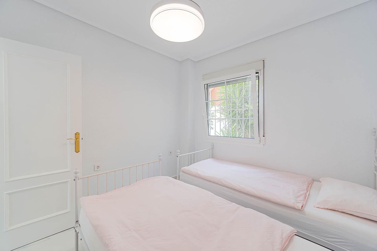 3 slaapkamer Villa te koop in Pilar de la Horadada met zwembad garage - € 299.999 (Ref: 10131768)