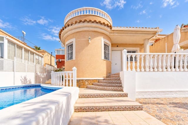 3 slaapkamer Villa te koop in Mil Palmeras, Pilar de la Horadada met zwembad garage - € 299.999 (Ref: 10131768)