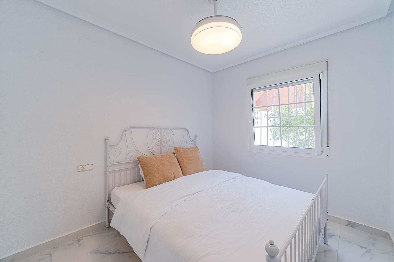 3 slaapkamer Villa te koop in Pilar de la Horadada met zwembad garage - € 299.999 (Ref: 10131768)
