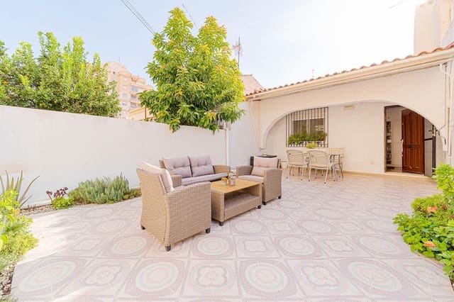 2 bedroom Terraced Villa for sale in Aguas Nuevas, Torrevieja - € 169,000 (Ref: 10136204)