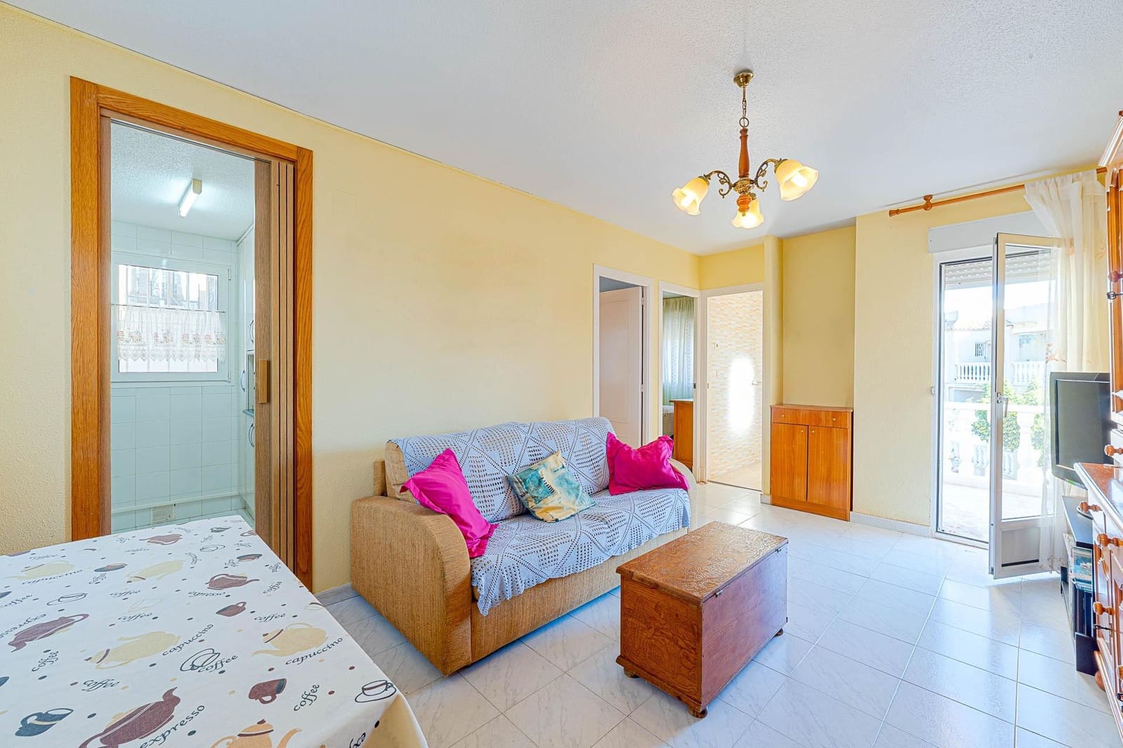 2 bedroom Bungalow for sale in Torrevieja with pool garage - € 137,999 (Ref: 10173832)