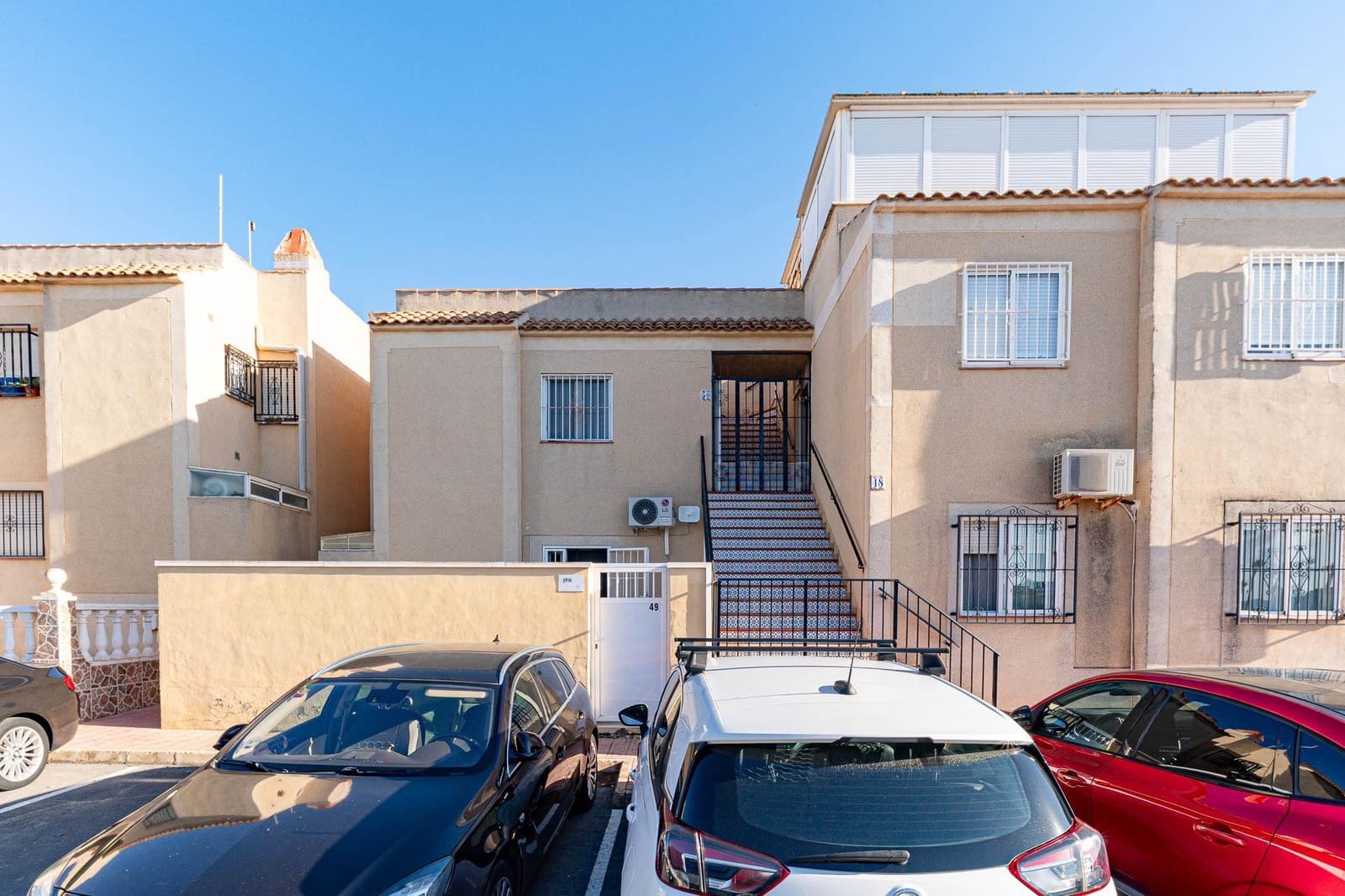 2 bedroom Bungalow for sale in Torrevieja with pool garage - € 137,999 (Ref: 10173832)