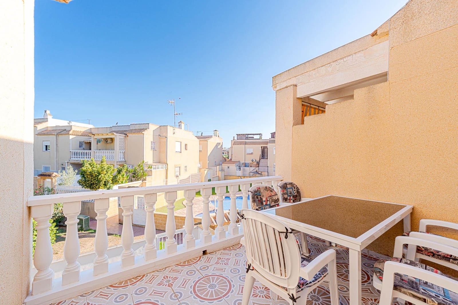 2 bedroom Bungalow for sale in Torrevieja with pool garage - € 137,999 (Ref: 10173832)