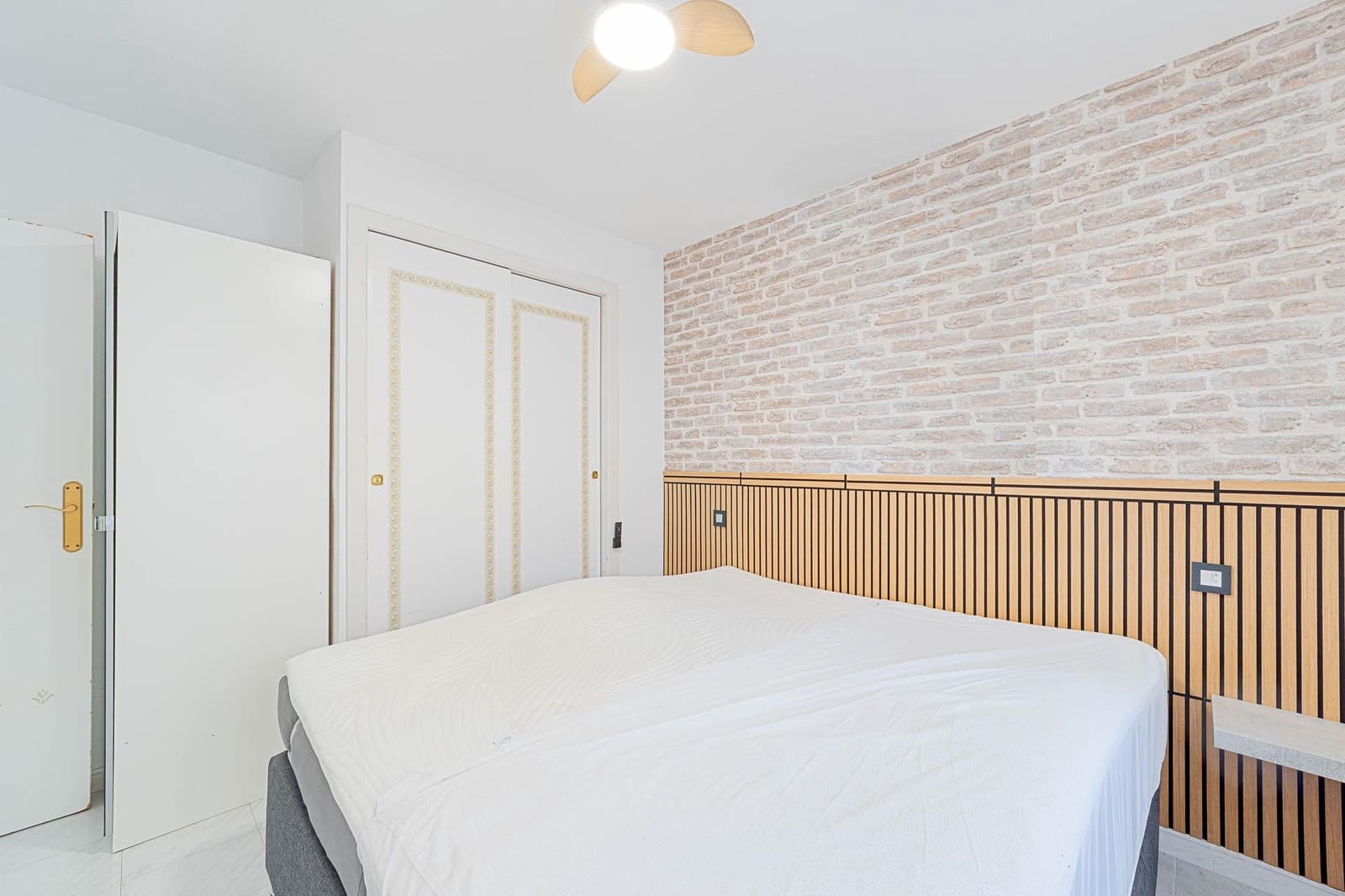 2 soverom Bungalow til salgs i Torrevieja med svømmebasseng - € 149 999 (Ref: 10180751)