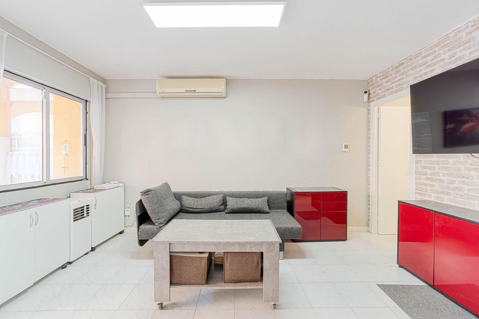 2 soverom Bungalow til salgs i Torrevieja med svømmebasseng - € 149 999 (Ref: 10180751)