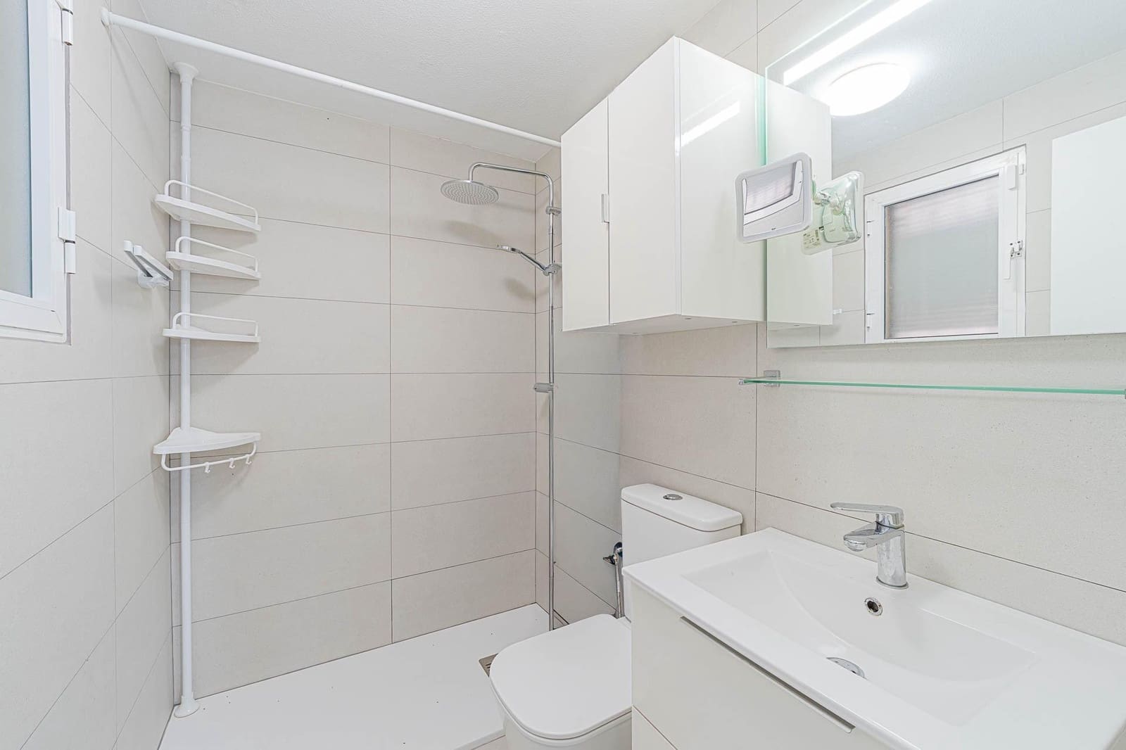 2 soverom Bungalow til salgs i Torrevieja med svømmebasseng - € 149 999 (Ref: 10180751)