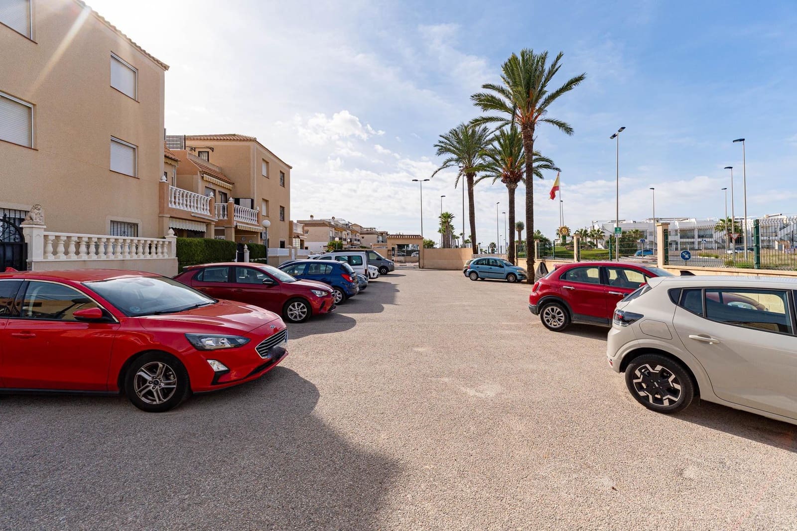 2 soverom Bungalow til salgs i Torrevieja med svømmebasseng - € 149 999 (Ref: 10180751)