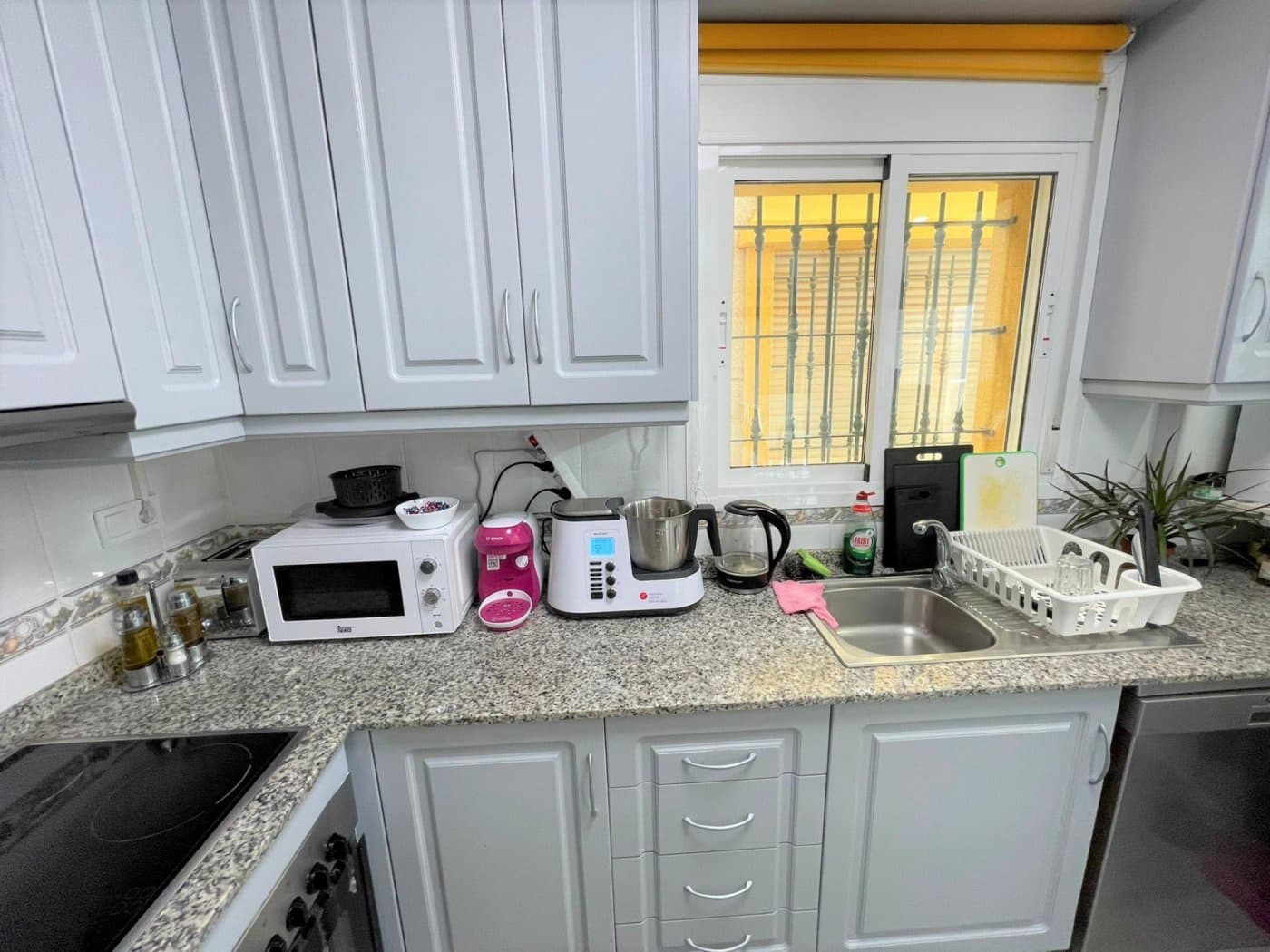 3 bedroom Villa for sale in Los Montesinos with pool - € 265,000 (Ref: 6597818)