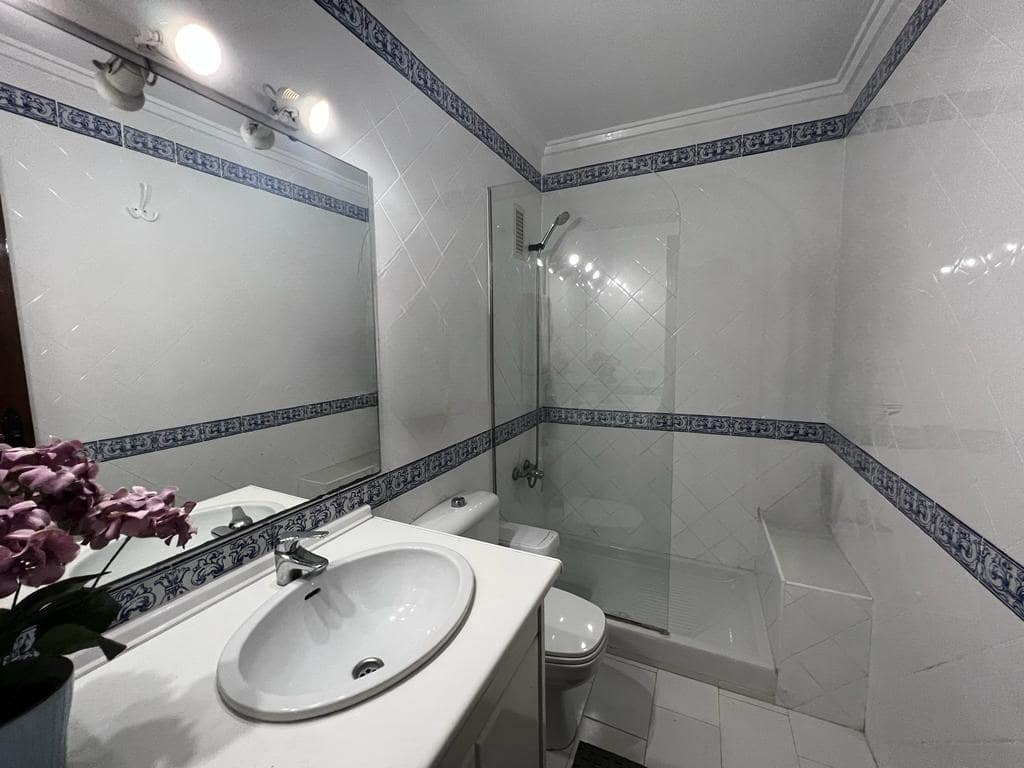 4 chambre Villa/Maison à vendre à Torrevieja avec piscine garage - 890 000 € (Ref: 7539902)