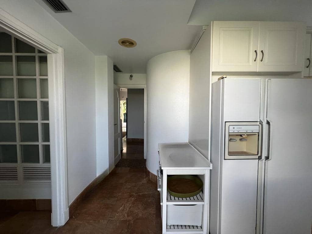 4 chambre Villa/Maison à vendre à Torrevieja avec piscine garage - 890 000 € (Ref: 7539902)