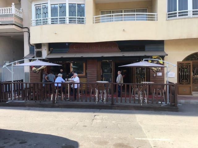 Bedrift til salgs i Avenida Habaneras - Curva de Palangre, Torrevieja - € 189 990 (Ref: 7539905)