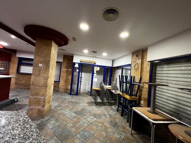 Commercial for sale in Playa del Cura, Torrevieja - € 252,000 (Ref: 7566386)