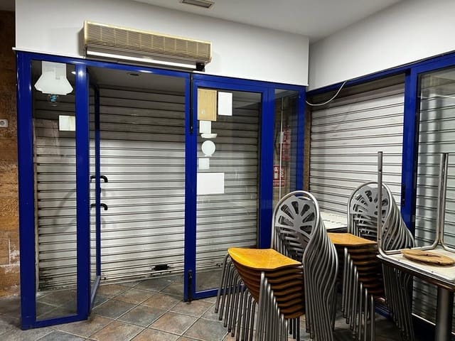 Commercial for sale in Playa del Cura, Torrevieja - € 252,000 (Ref: 7566386)