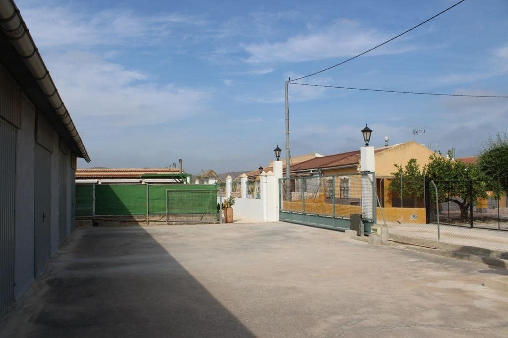 4 camera da letto Azienda in vendita in Redovan con garage - 940.000 € (Rif: 7590629)