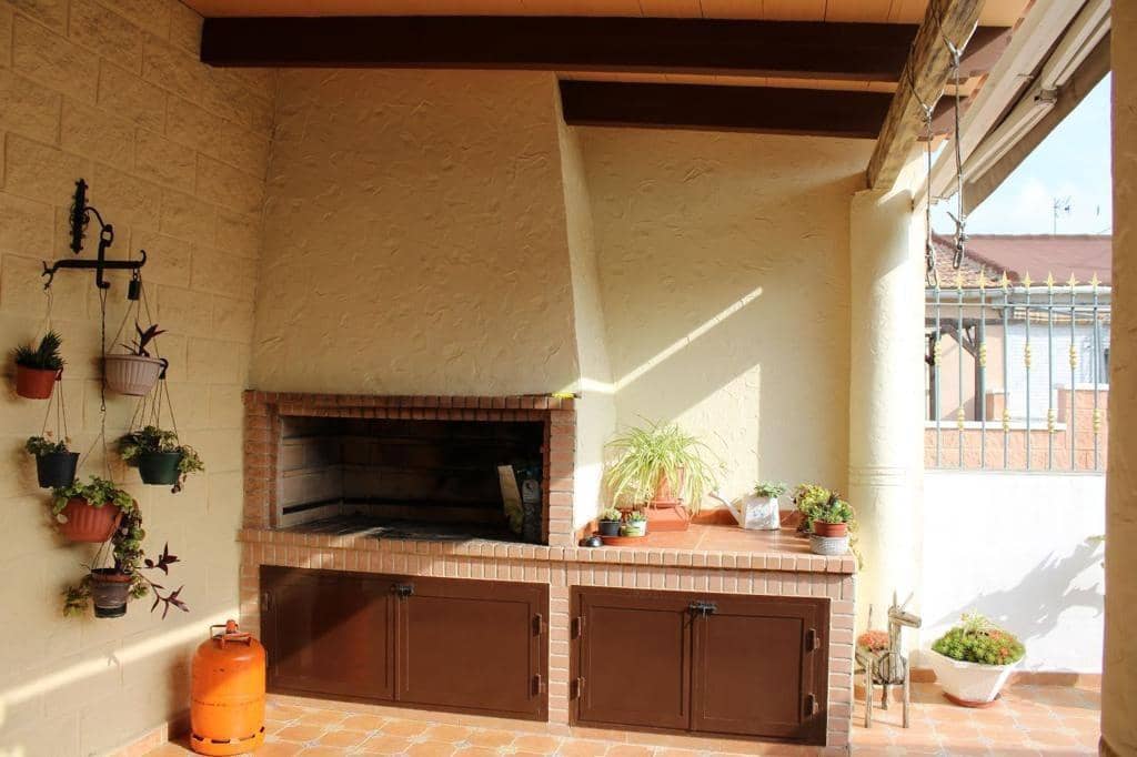 4 camera da letto Azienda in vendita in Redovan con garage - 940.000 € (Rif: 7590629)