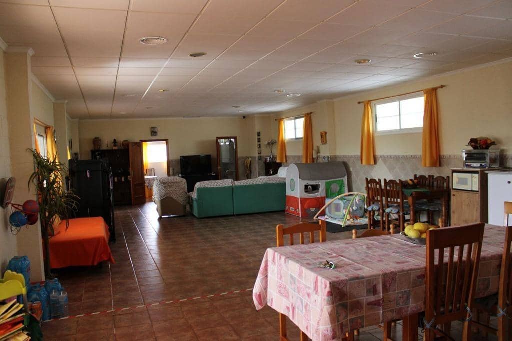 4 camera da letto Azienda in vendita in Redovan con garage - 940.000 € (Rif: 7590629)