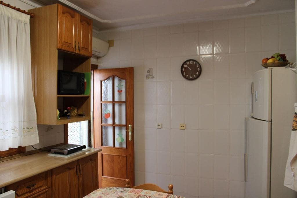 4 camera da letto Azienda in vendita in Redovan con garage - 940.000 € (Rif: 7590629)
