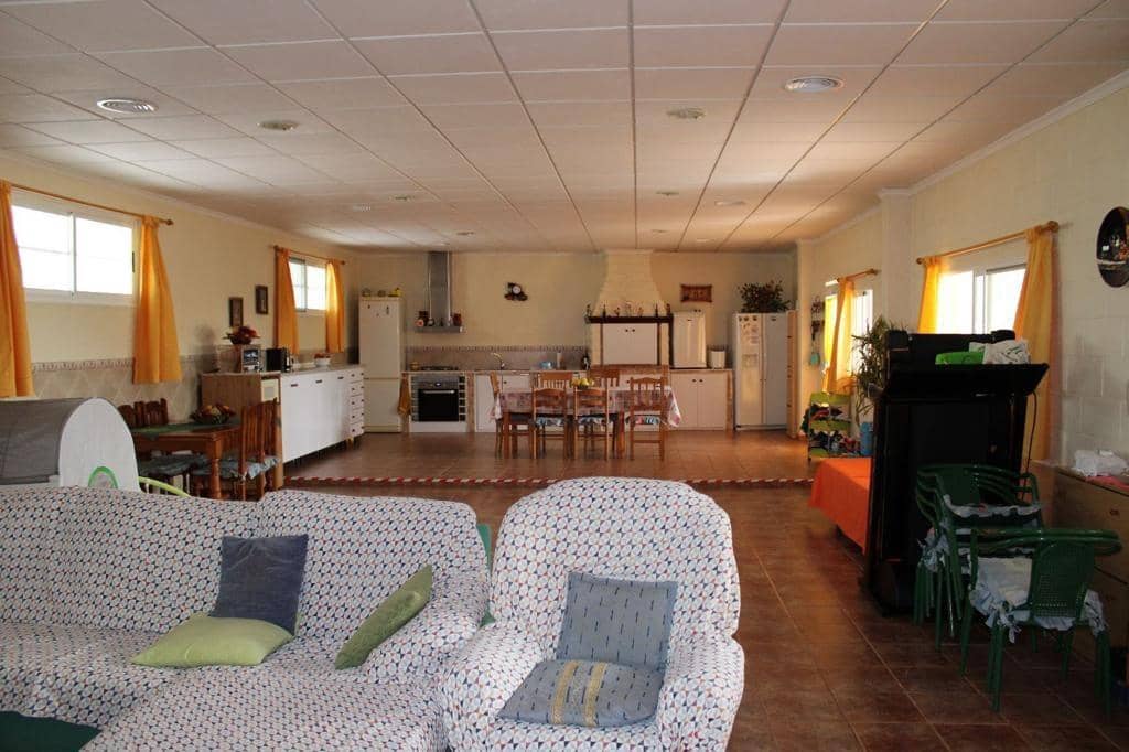 4 camera da letto Azienda in vendita in Redovan con garage - 940.000 € (Rif: 7590629)