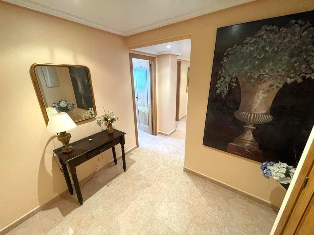 5 soveværelse Lejlighed til salg i Torrevieja med garage - € 315.000 (Ref: 7722602)