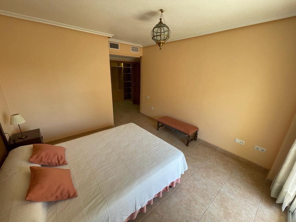 5 soveværelse Lejlighed til salg i Torrevieja med garage - € 315.000 (Ref: 7722602)