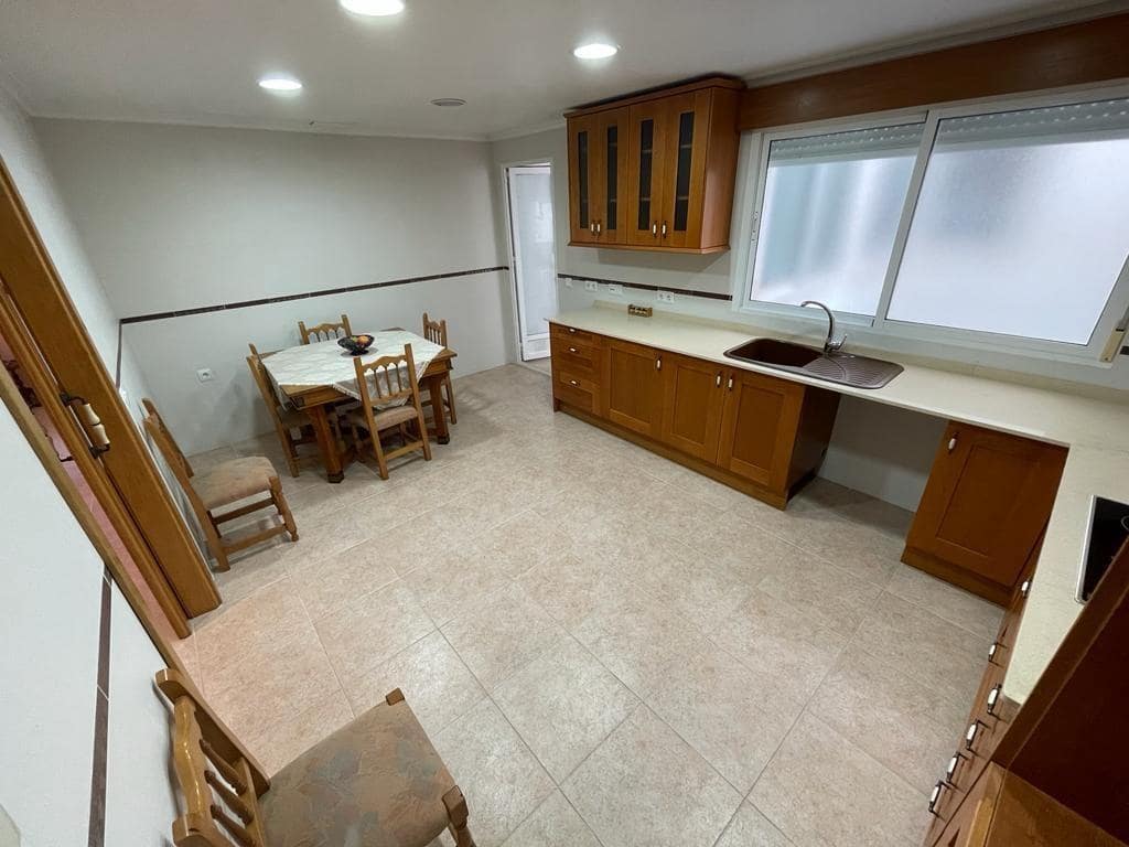 5 soveværelse Lejlighed til salg i Torrevieja med garage - € 315.000 (Ref: 7722602)