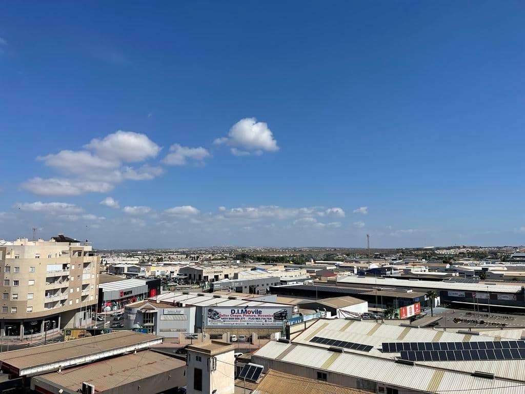 5 soveværelse Lejlighed til salg i Torrevieja med garage - € 315.000 (Ref: 7722602)