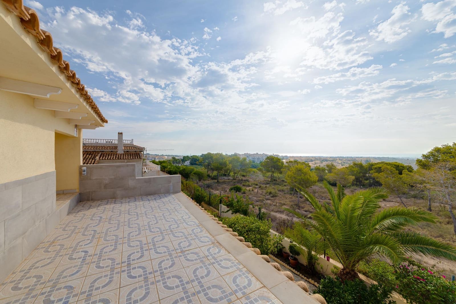 4 makuuhuone Huvila myytävänä paikassa Filipinas mukana uima-altaan 
autotalli - 726 538 € (Ref: 7819916)