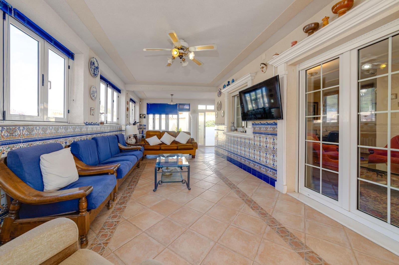 4 makuuhuone Huvila myytävänä paikassa Filipinas mukana uima-altaan 
autotalli - 726 538 € (Ref: 7819916)