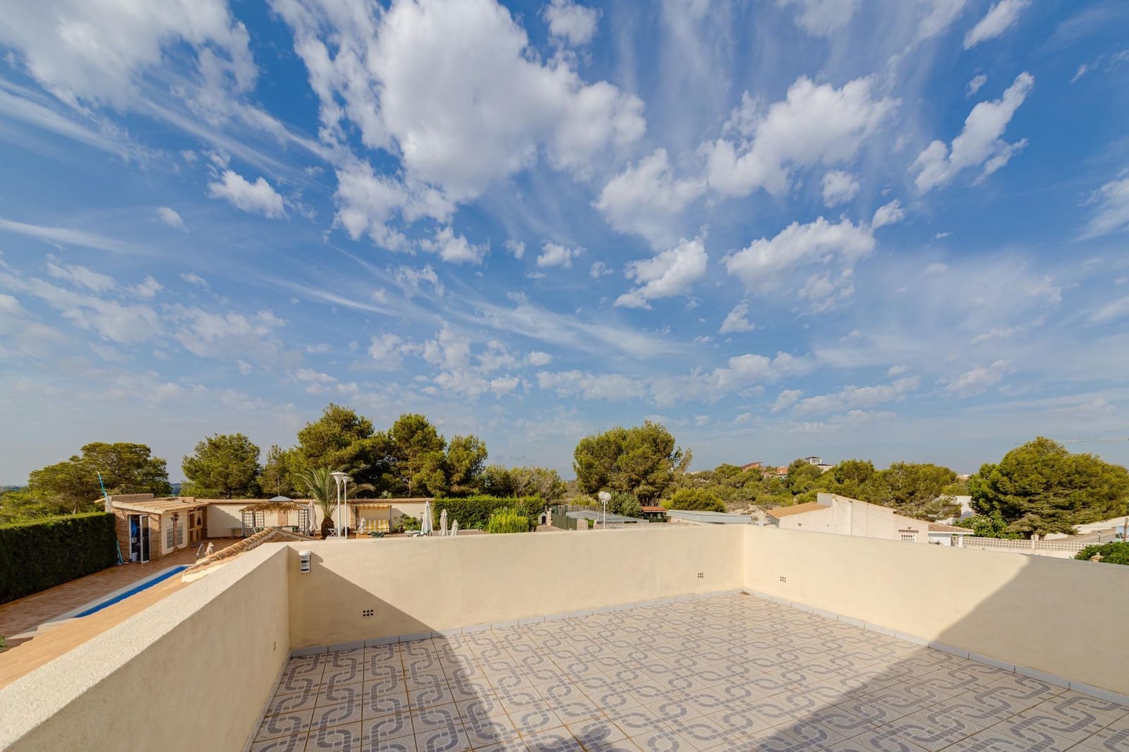 4 makuuhuone Huvila myytävänä paikassa Filipinas mukana uima-altaan 
autotalli - 726 538 € (Ref: 7819916)