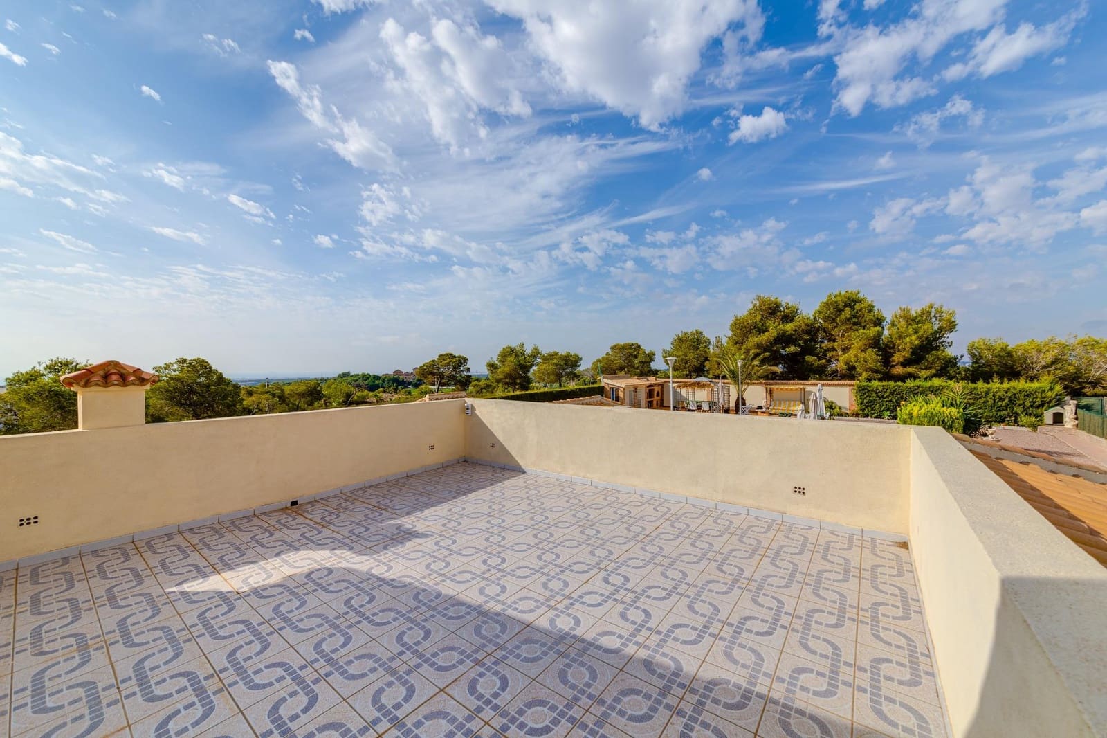 4 makuuhuone Huvila myytävänä paikassa Filipinas mukana uima-altaan 
autotalli - 726 538 € (Ref: 7819916)