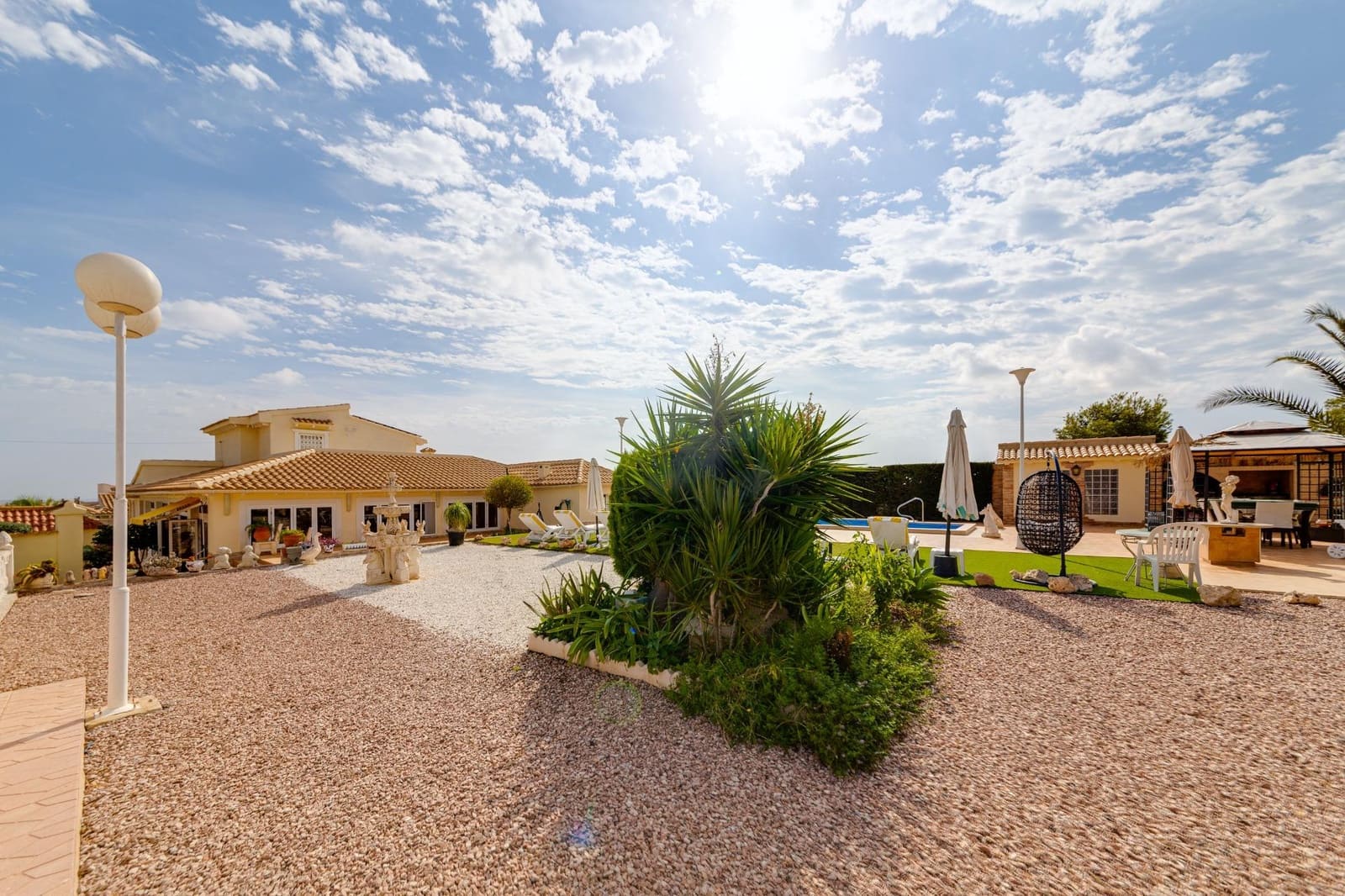 4 makuuhuone Huvila myytävänä paikassa Filipinas mukana uima-altaan 
autotalli - 726 538 € (Ref: 7819916)