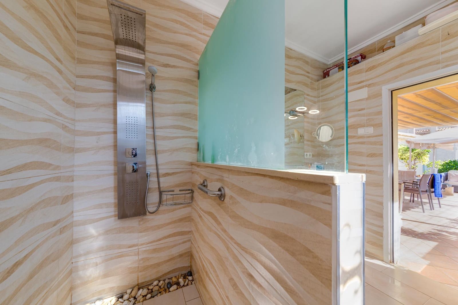 4 makuuhuone Huvila myytävänä paikassa Filipinas mukana uima-altaan 
autotalli - 726 538 € (Ref: 7819916)