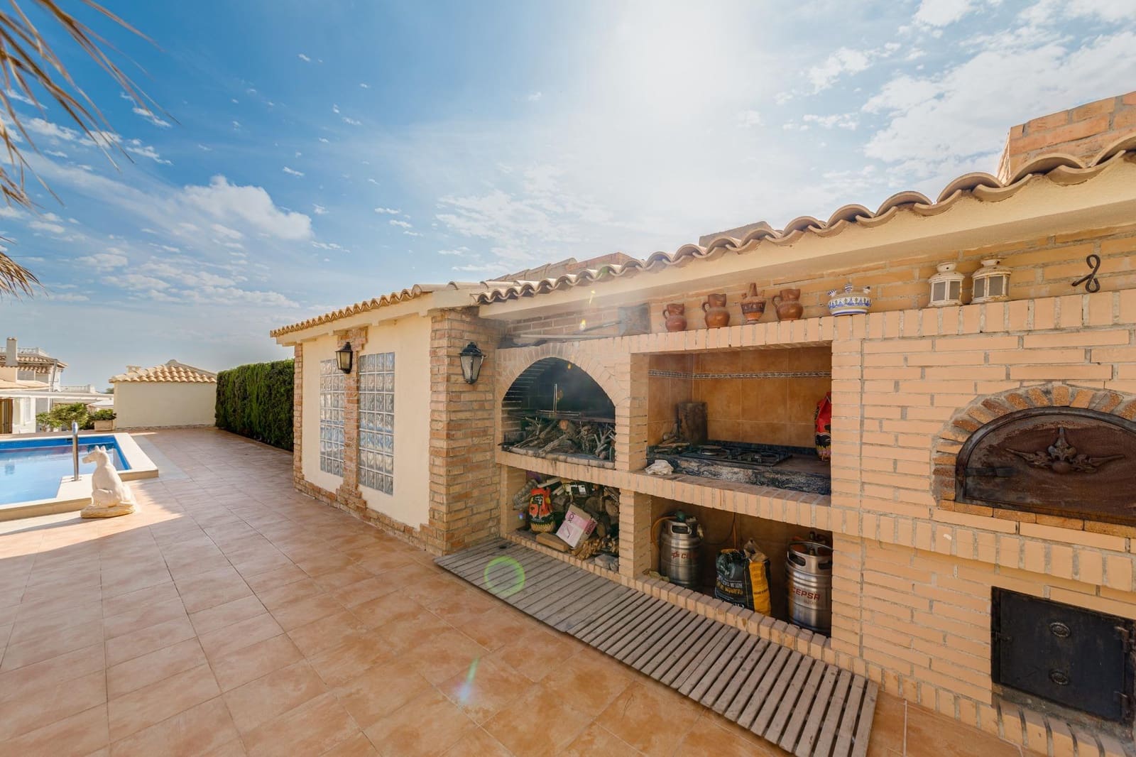 4 makuuhuone Huvila myytävänä paikassa Filipinas mukana uima-altaan 
autotalli - 726 538 € (Ref: 7819916)