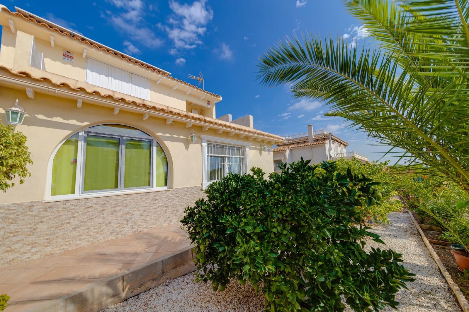 4 makuuhuone Huvila myytävänä paikassa Filipinas mukana uima-altaan 
autotalli - 726 538 € (Ref: 7819916)