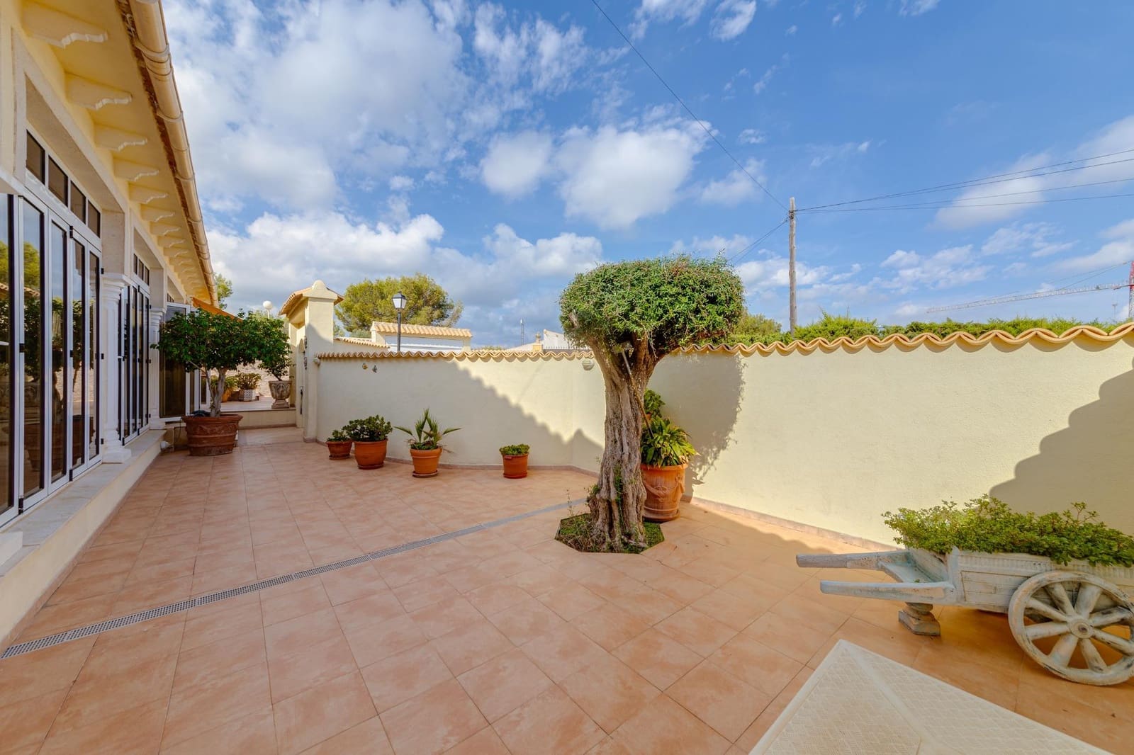 4 makuuhuone Huvila myytävänä paikassa Filipinas mukana uima-altaan 
autotalli - 726 538 € (Ref: 7819916)