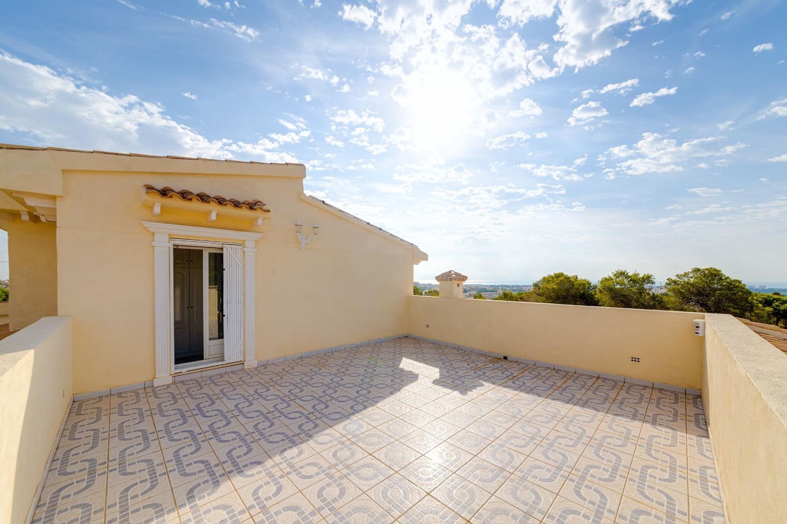 4 makuuhuone Huvila myytävänä paikassa Filipinas mukana uima-altaan 
autotalli - 726 538 € (Ref: 7819916)