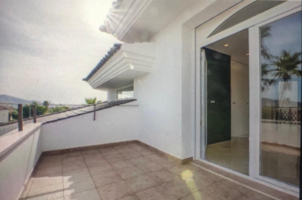 5 soveværelse Villa til salg i Alfaz del Pi / L'Alfas del Pi med swimmingpool - € 1.600.000 (Ref: 7875288)