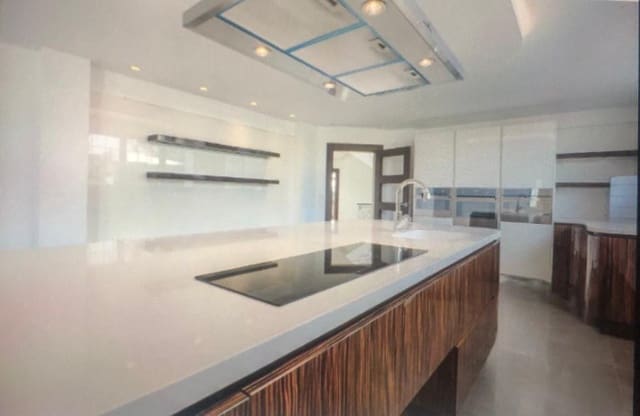 5 sypialnia Willa na sprzedaż w Alfaz del Pi / L'Alfàs del Pi z basenem - 1 500 000 € (Ref: 7875288)