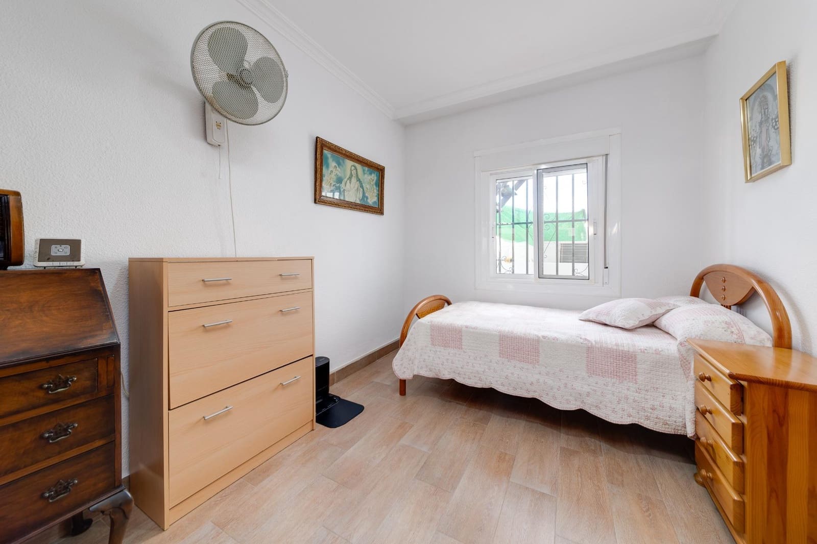 3 bedroom Apartment for sale in Benijofar with garage - € 264,990 (Ref: 8117636)