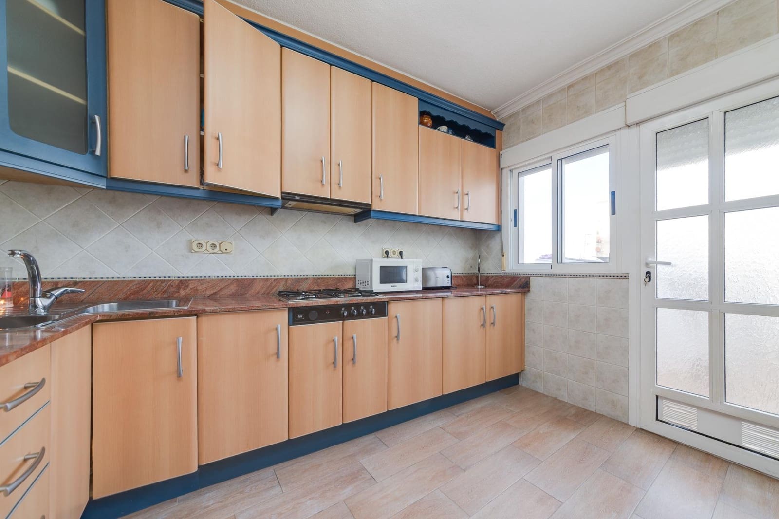 3 bedroom Apartment for sale in Benijofar with garage - € 264,990 (Ref: 8117636)