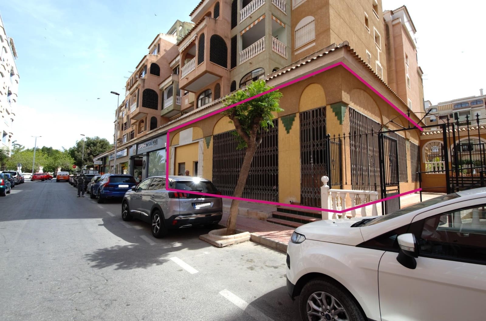 Komercyjne na sprzedaż w Torrevieja - 244 999 € (Ref: 8279301)