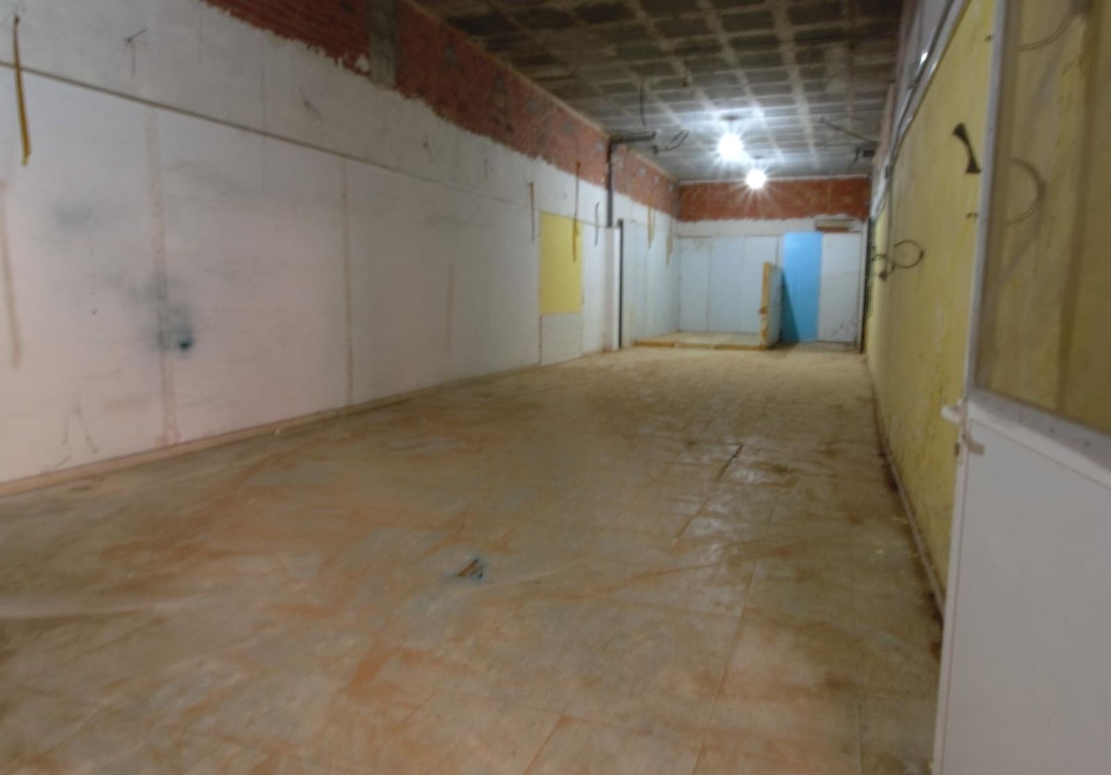 Komercyjne na sprzedaż w Torrevieja - 244 999 € (Ref: 8279301)