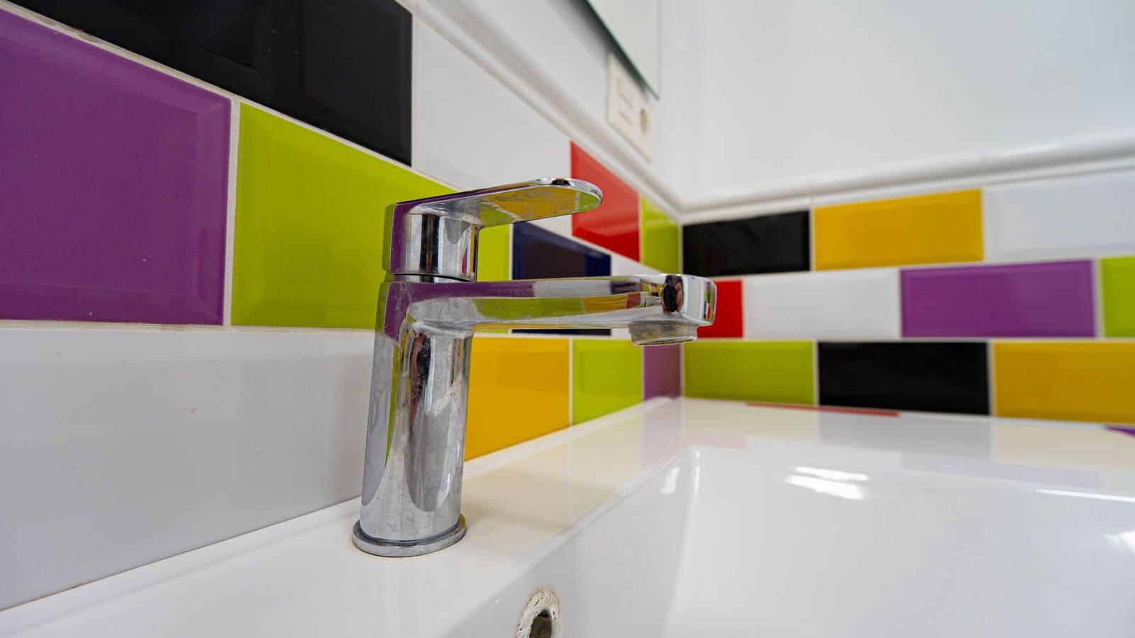 Commercial for sale in Torrevieja - € 134,999 (Ref: 8322938)