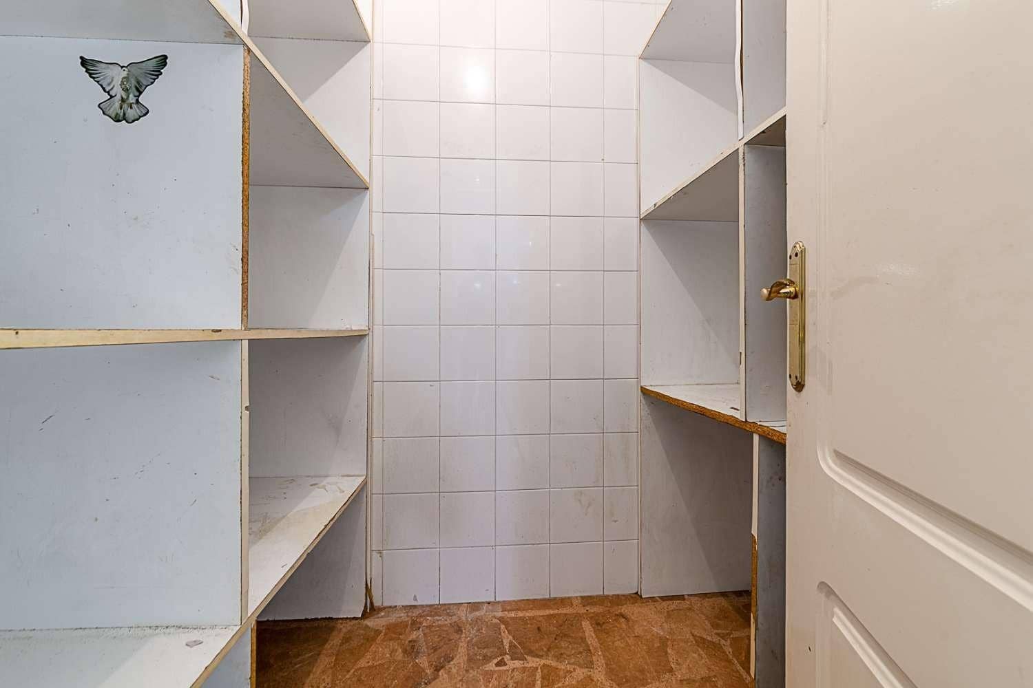 5 bedroom Apartment for sale in Torrevieja - € 264,999 (Ref: 8348250)