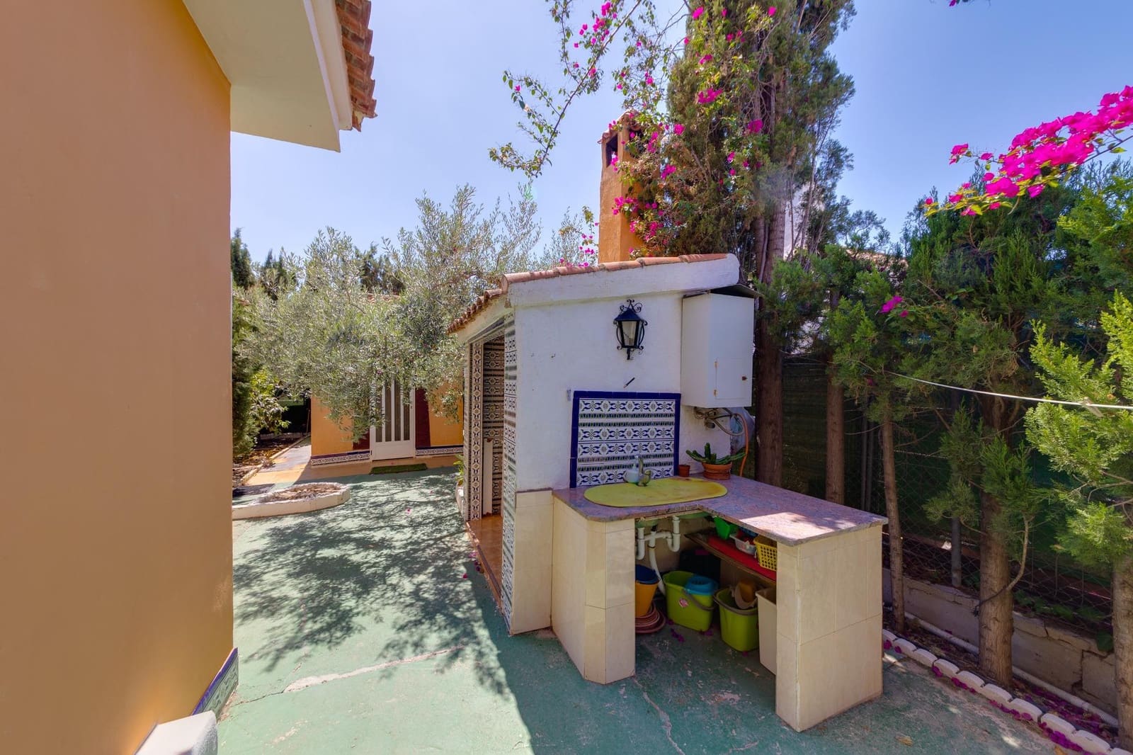 5 soveværelse Finca/Landehus til salg i Molina de Segura med swimmingpool garage - € 349.999 (Ref: 8411434)