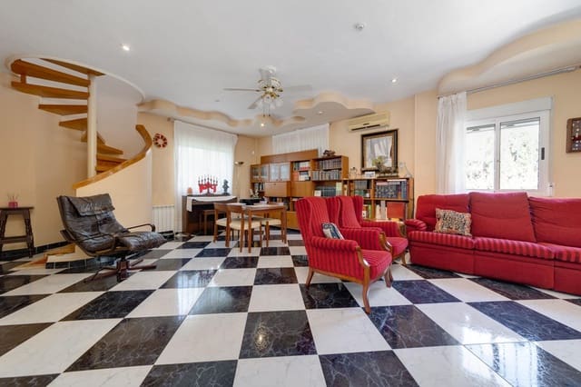 5 sypialnia Finka/Dom wiejski na sprzedaż w Molina de Segura z basenem garażem - 349 999 € (Ref: 8411434)